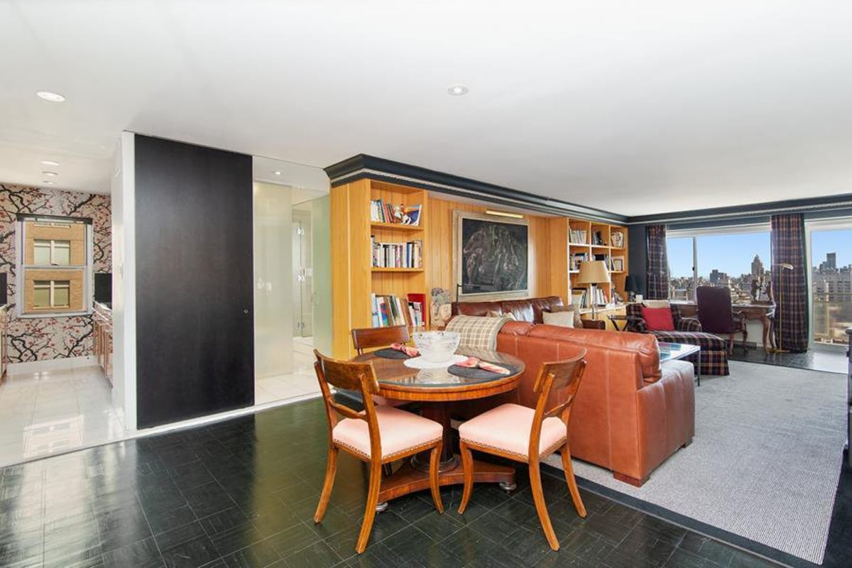 Photo for Plaza Tower - 118 East 60th Street Cooperative in Midtown, Manhattan