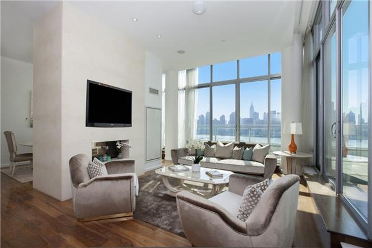 Photo for The View at East Coast - 46-30 Center Boulevard Condominium in Long Island City, Queens