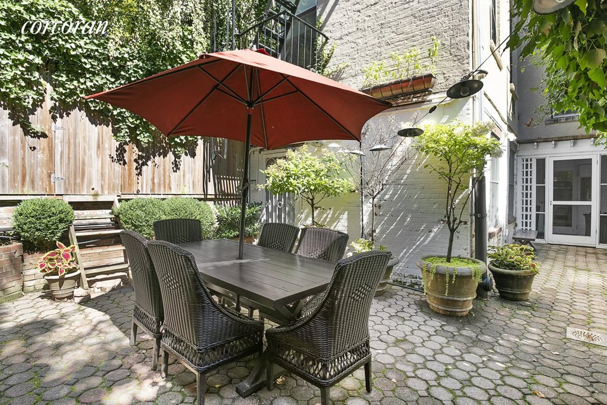 Photo for 250 WEST 21 STREET - 250 West 21St Street Cooperative in Chelsea, Manhattan