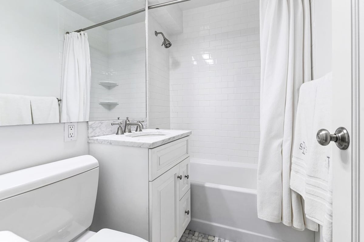 Photo for Fairmont Manor - 401 East 86th Street Cooperative in Upper East Side, Manhattan