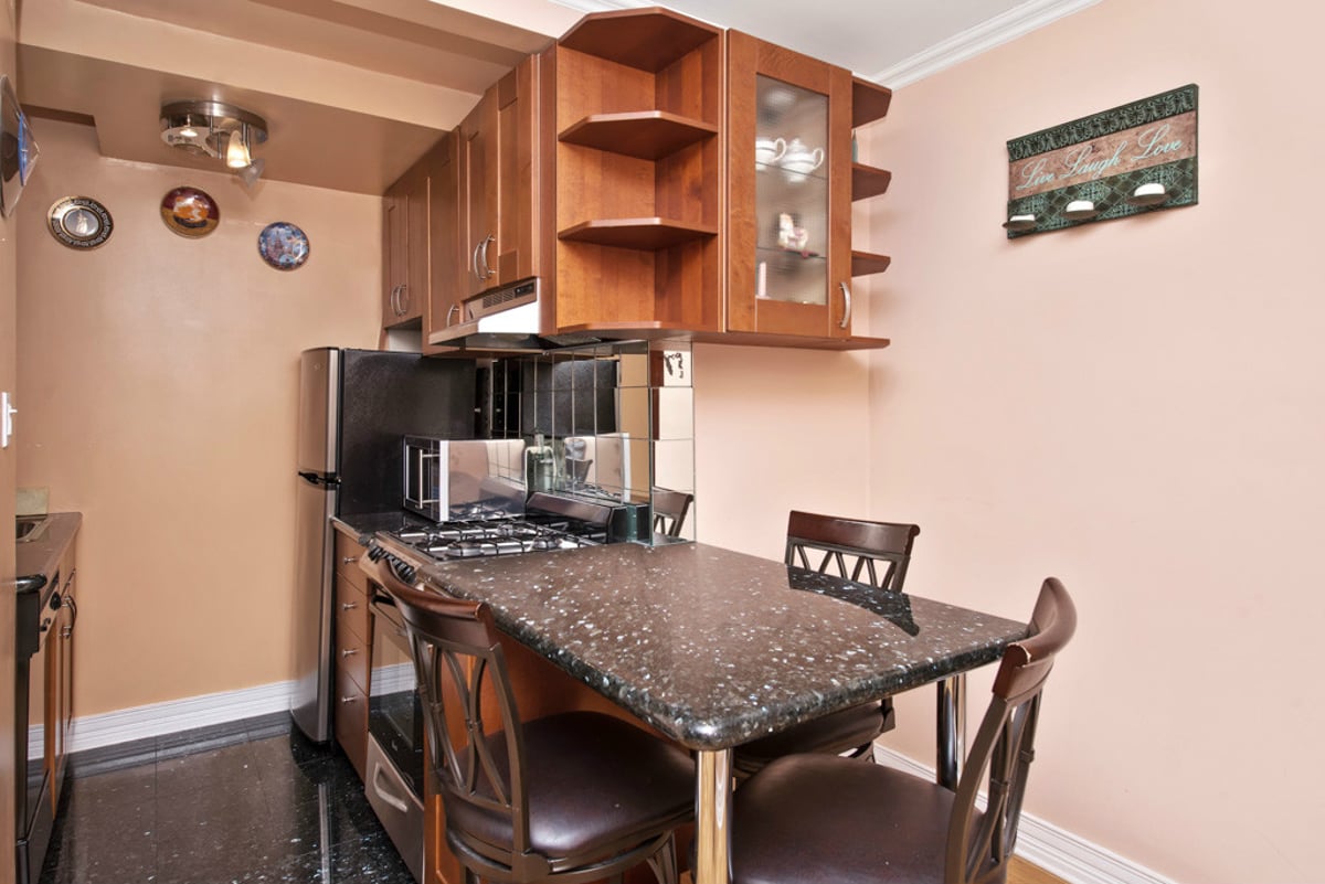 Photo for The Pembroke - 435 East 77th Street Cooperative in Upper East Side, Manhattan