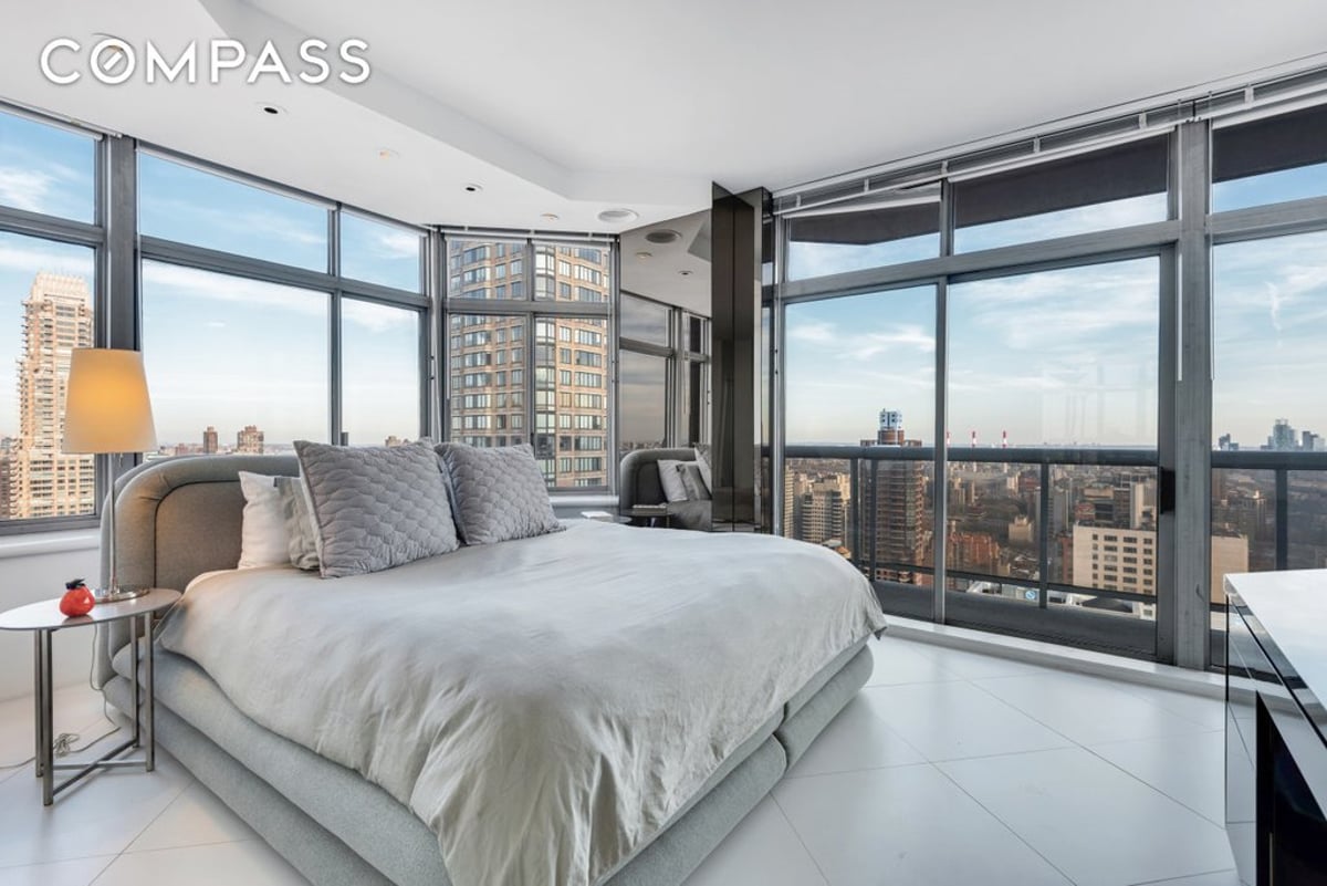 Photo for The Royale - 188 East 64th Street Condominium in Upper East Side, Manhattan