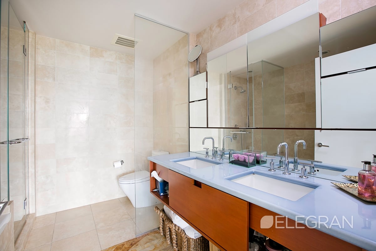 Photo for Riverhouse, One Rockefeller Park - 2 River Terrace Condominium in Battery Park City, Manhattan