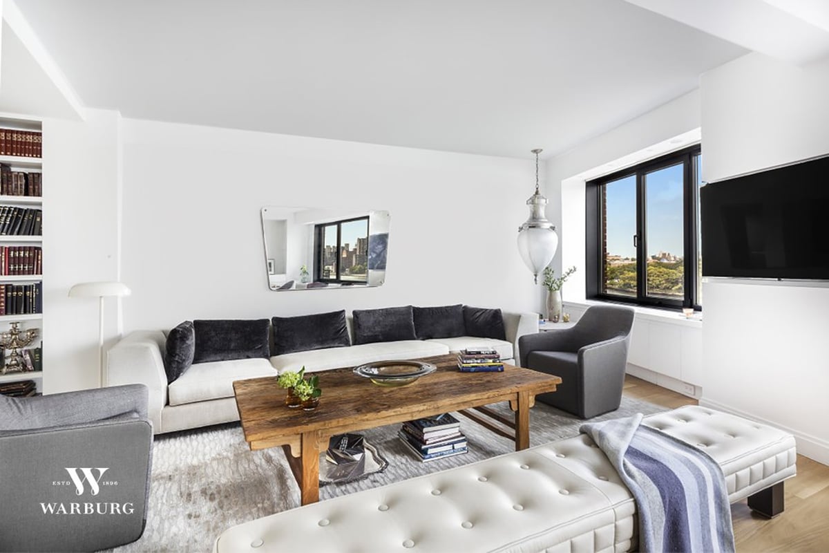 Photo for 45 East End Avenue - 45 East End Avenue Cooperative in Upper East Side, Manhattan