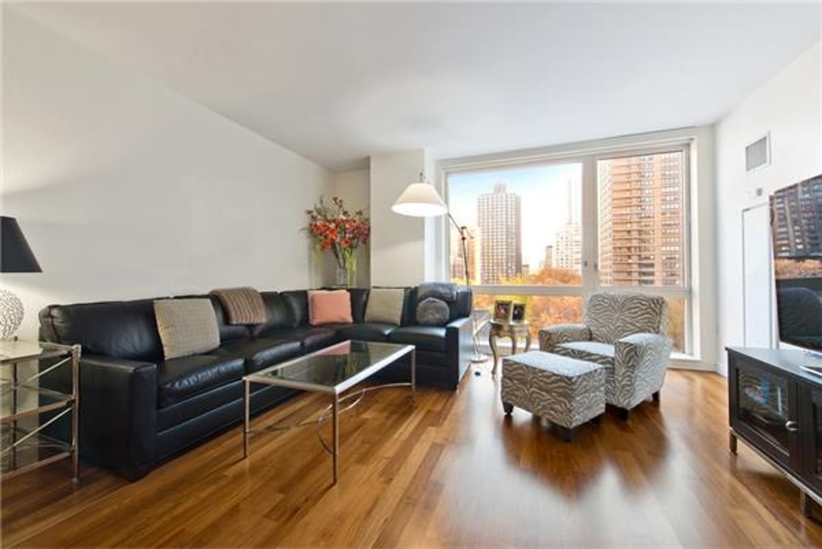 Photo for 200 West End Avenue - 200 West End Avenue Condominium in Upper West Side, Manhattan
