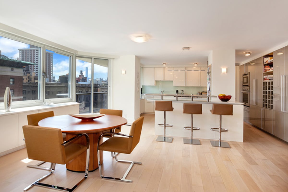 Photo for The New West - 250 West 90th Street Condominium in Upper West Side, Manhattan