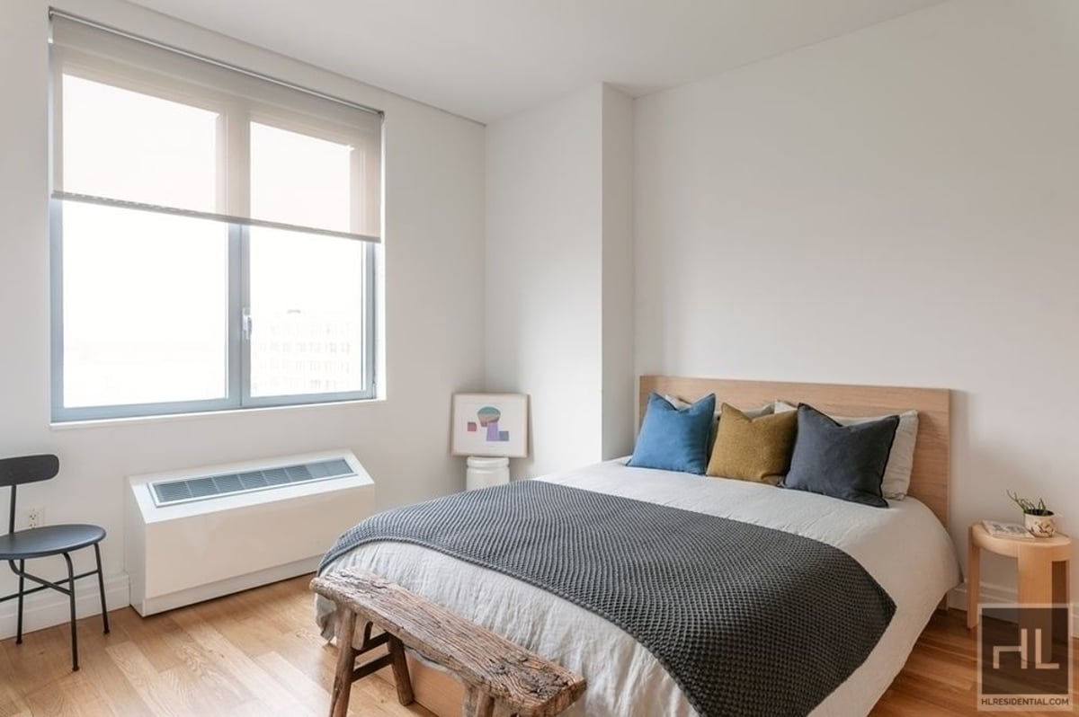 Photo for Mercedes House - 550 West 54th Street Condominium in Hell's Kitchen, Manhattan