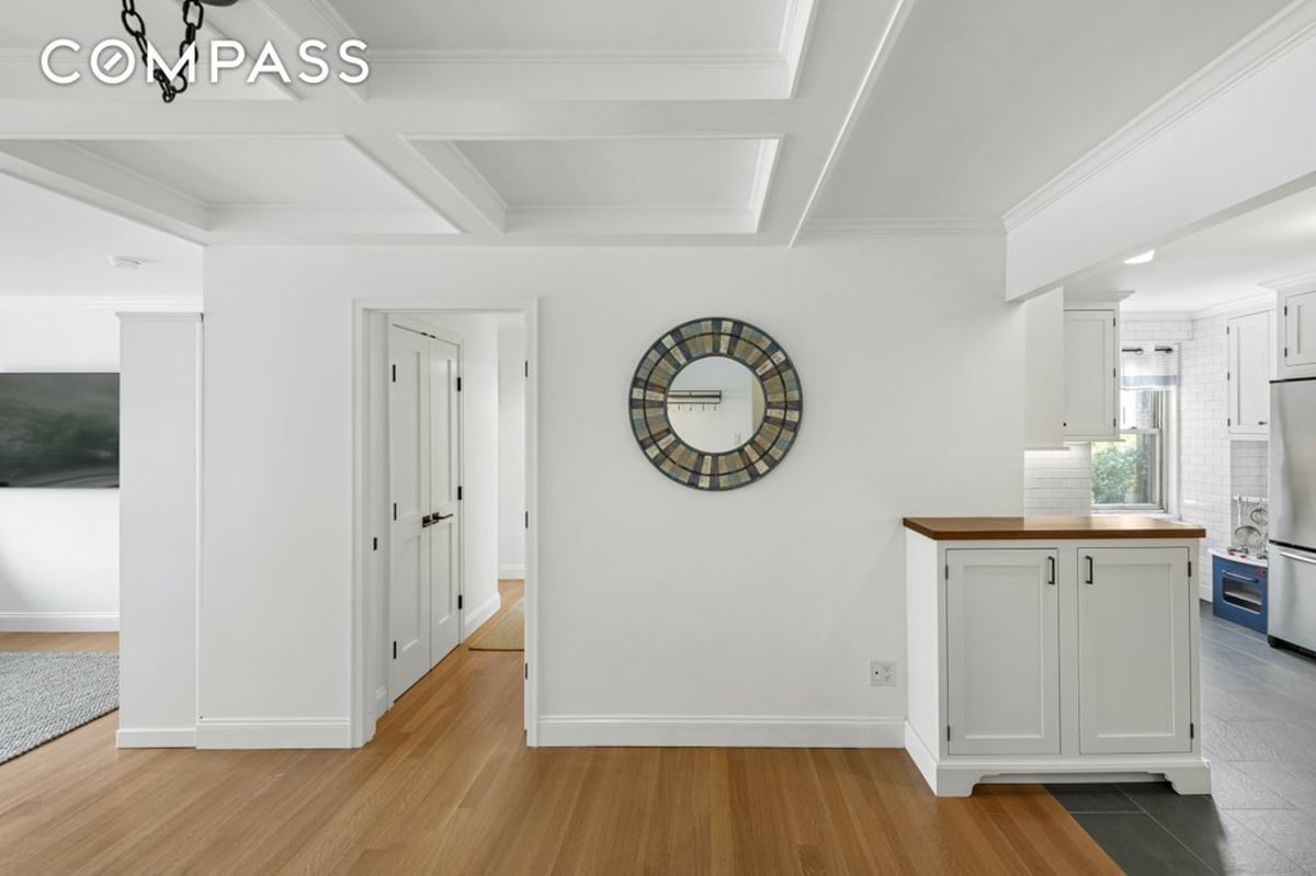 Photo for 400 East 85th Street - 400 East 85th Street Cooperative in Upper East Side, Manhattan