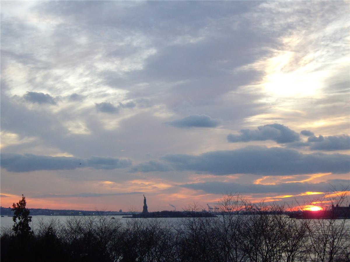 Photo for The Cove Club - 2 South End Avenue Condominium in Battery Park City, Manhattan