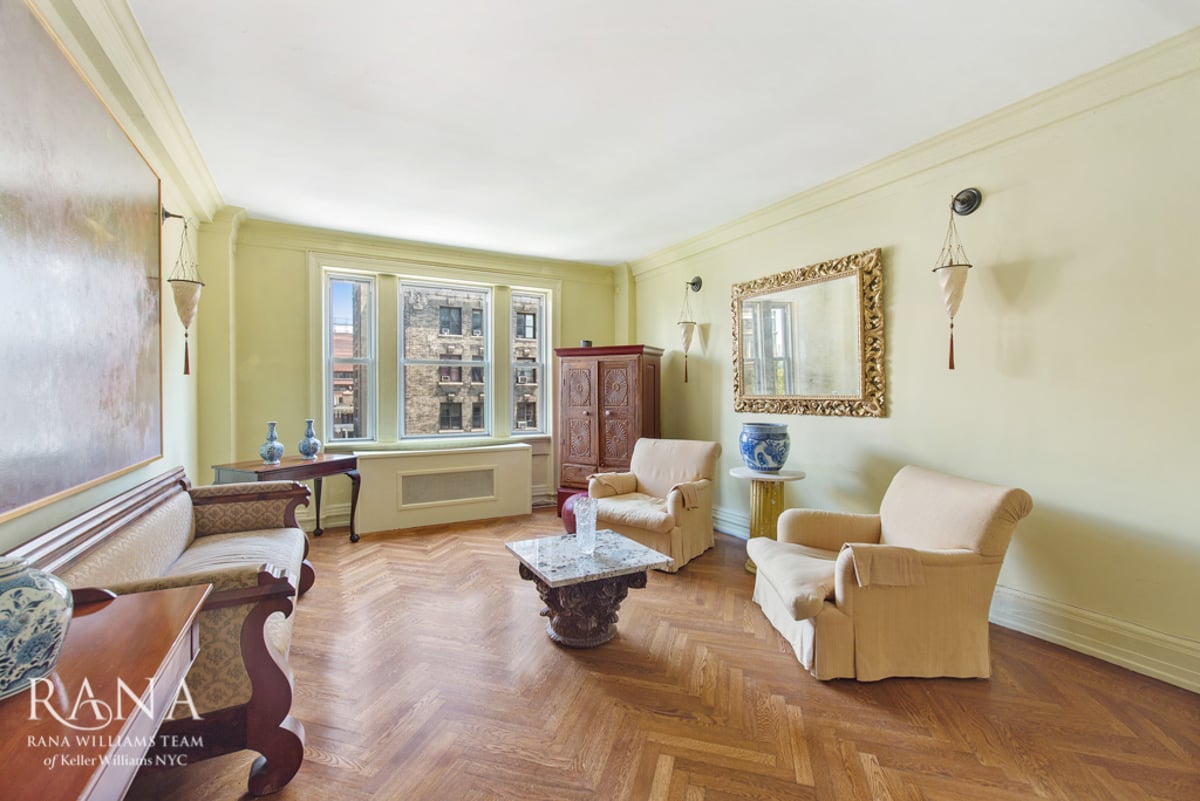 Photo for 610 West 110th - 608 Cathedral Parkway Condominium in Morningside Heights, Manhattan
