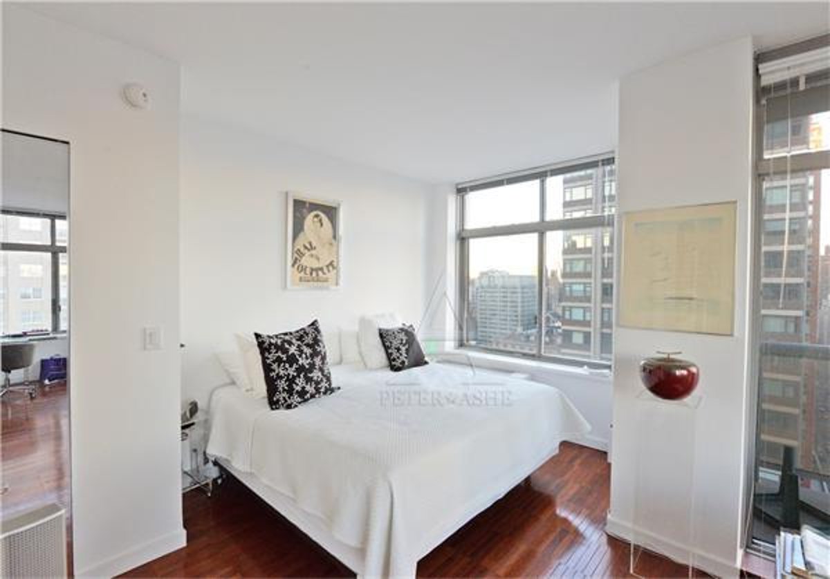 Photo for The Royale - 188 East 64th Street Condominium in Upper East Side, Manhattan