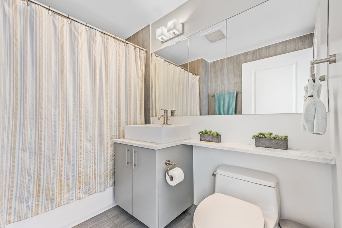 Photo for One Hunters Point - 5-49 Borden Avenue Condominium in Long Island City, Queens