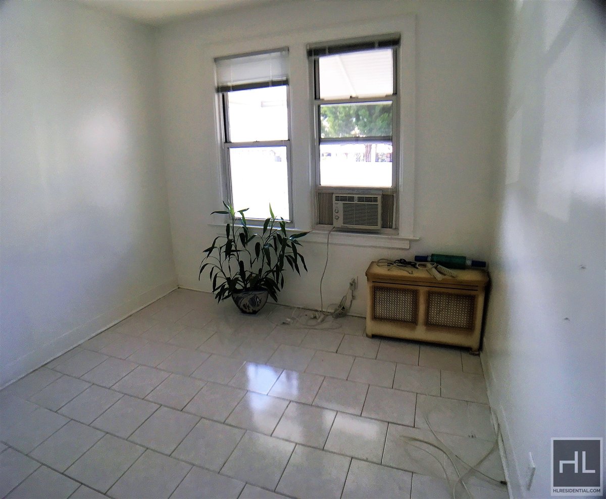 BEAUTIFUL AND SUNNY 2 BEDROOM REMSEN AVENUE/ PRIME CANARSIE Rental