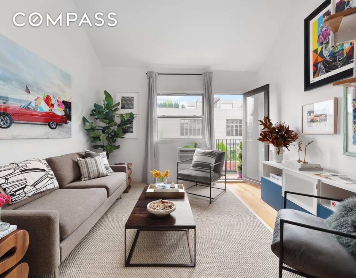 Photo for 211 Thompson Street - 211 Thompson Street Cooperative in Greenwich Village, Manhattan