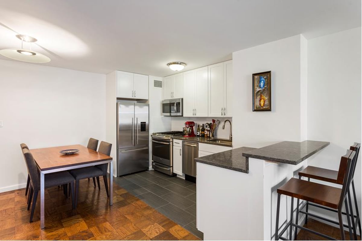 Photo for Gramercy Plaza - 130 East 18th Street Cooperative in Gramercy Park, Manhattan