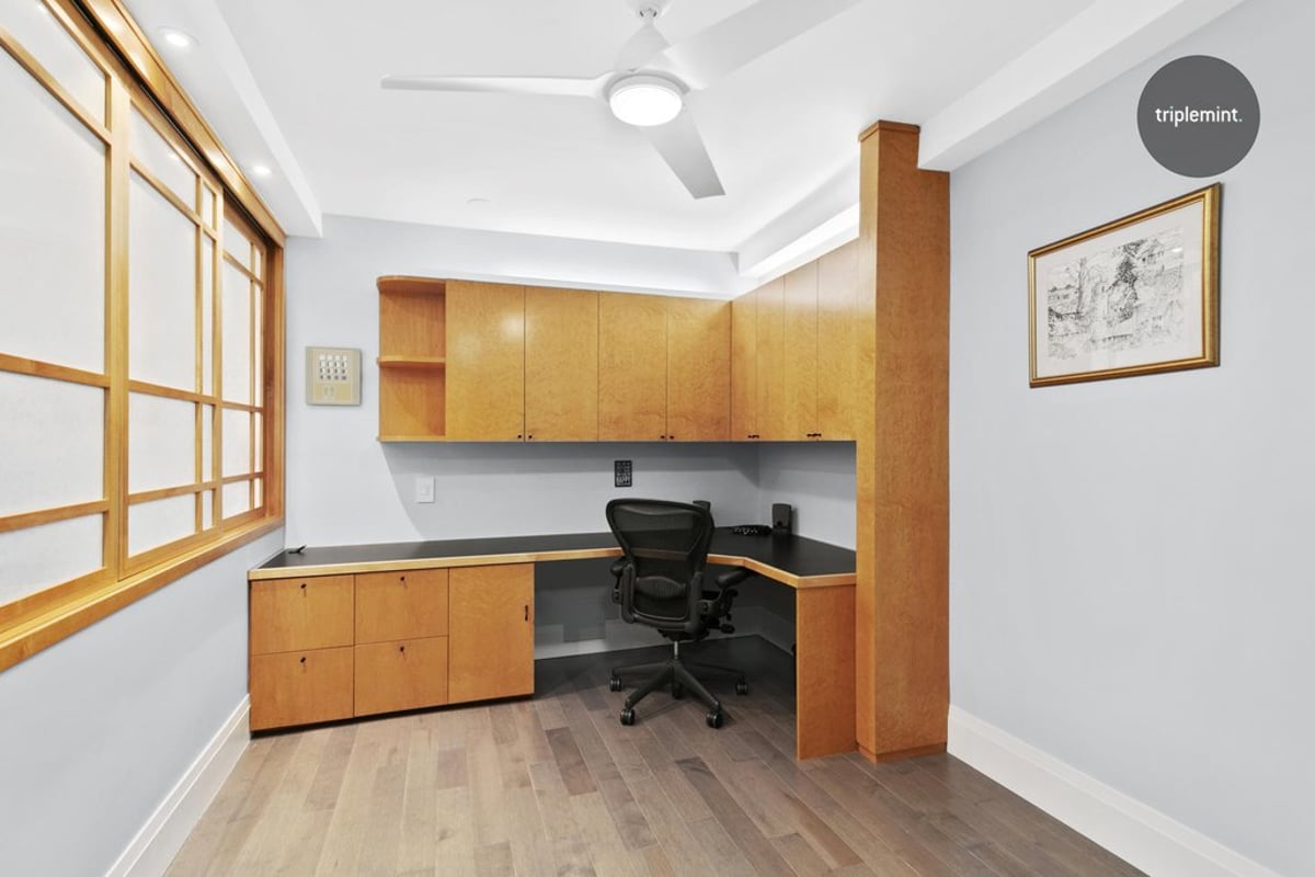 Photo for The Amherst - 401 East 74th Street Condominium in Upper East Side, Manhattan