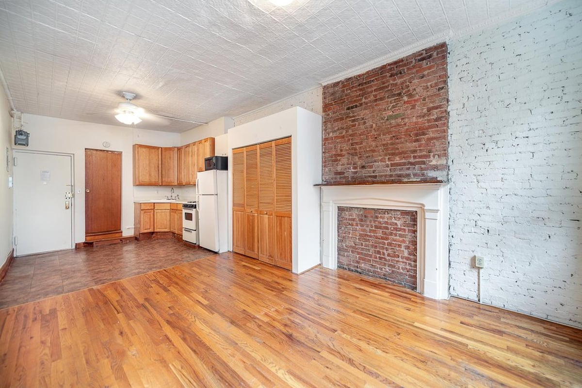 Photo for 147 SULLIVAN STREET - 147 Sullivan Street Cooperative in Soho, Manhattan