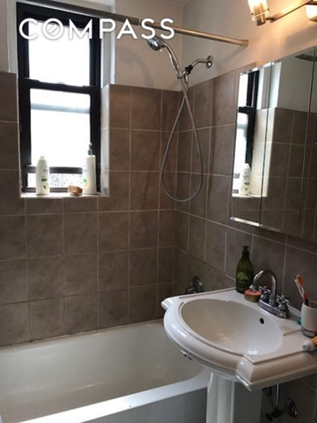 Photo for 229 East 28th Street - 229 East 28th Street Cooperative in Murray Hill, Manhattan