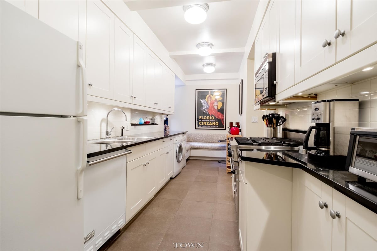 Photo for The Hopkins Condominium - 172 West 79th Street Condominium in Upper West Side, Manhattan