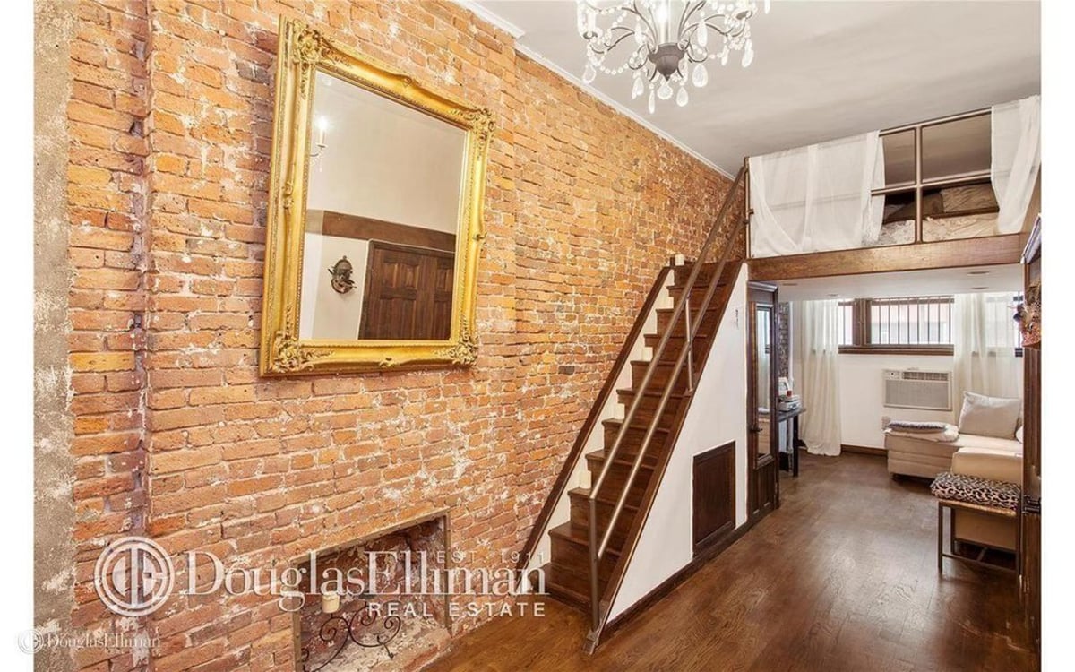 Photo for 141 SULLIVAN STREET - 141 Sullivan Street Cooperative in Soho, Manhattan