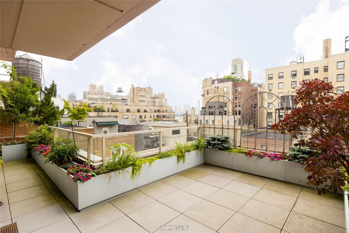 Photo for 30 EAST 85 STREET - 30 East 85th Street Condominium in Upper East Side, Manhattan