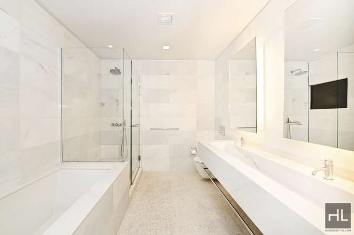 Photo for The Laurel - 400 East 67th Street Condominium in Upper East Side, Manhattan