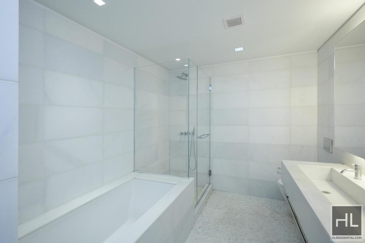 Photo for The Laurel - 400 East 67th Street Condominium in Upper East Side, Manhattan