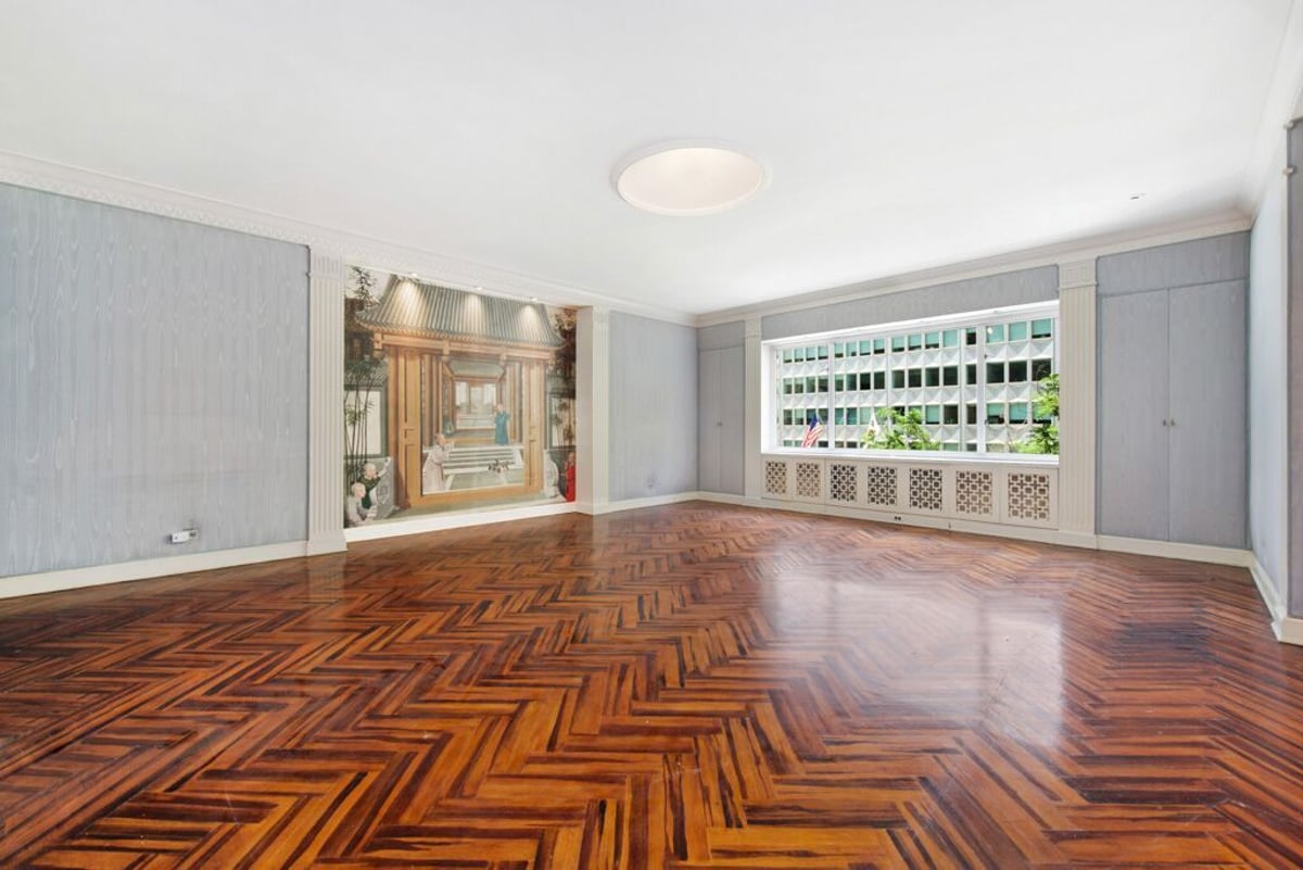 Photo for 475 PARK AVENUE - 475 Park Avenue Cooperative in Midtown East, Manhattan