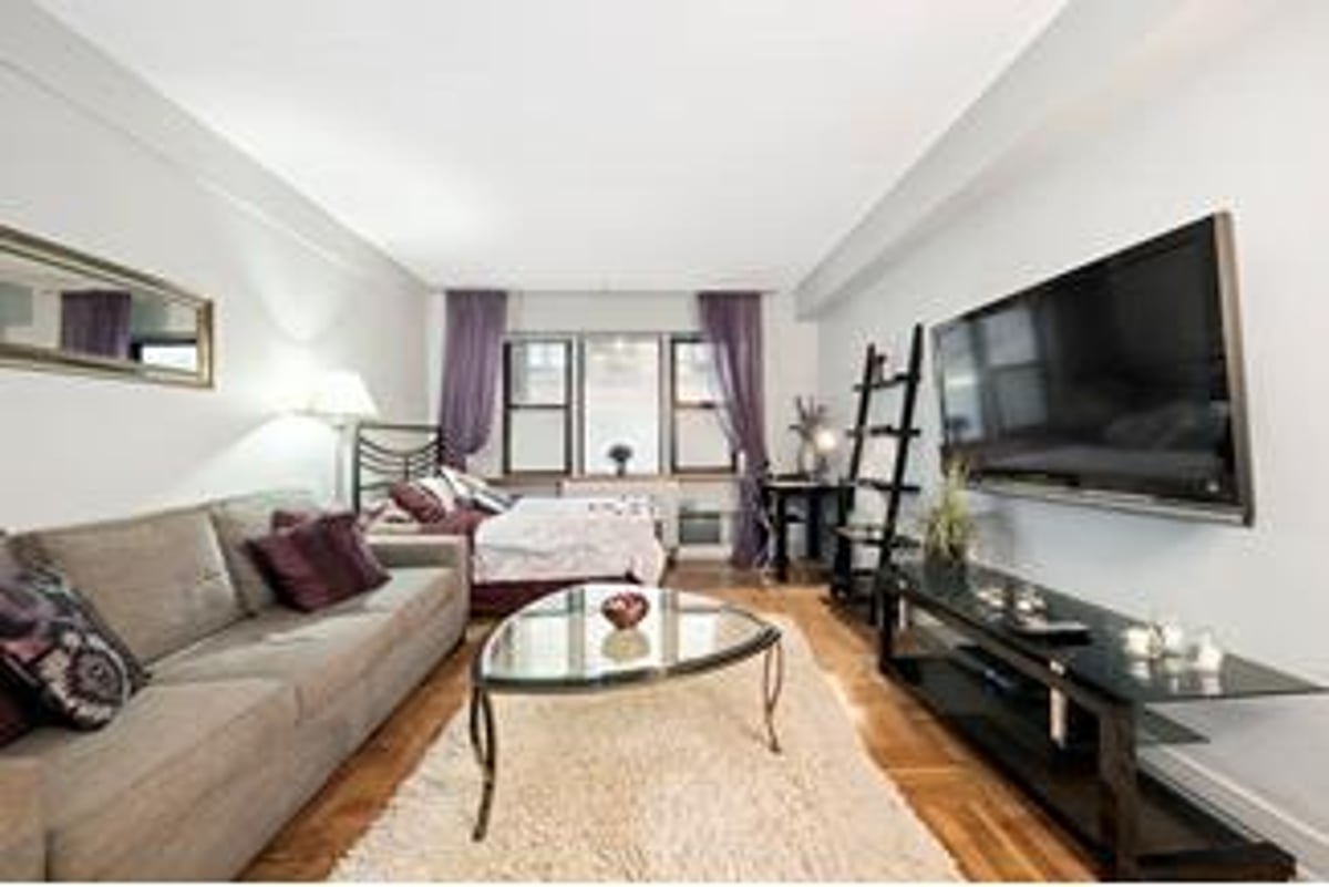 Photo for 240 East 46th Street - 240 East 46th Street Condominium in Midtown East, Manhattan