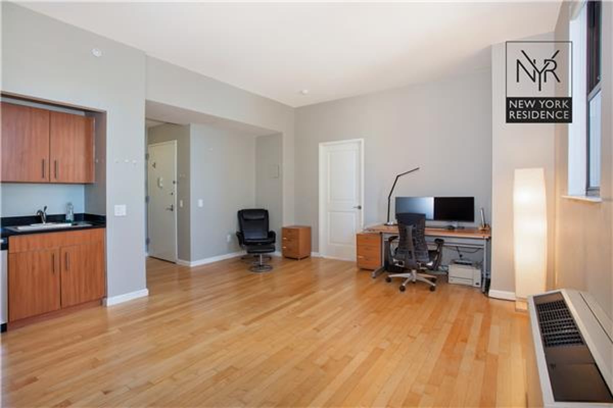 Photo for The Downtown Club - 20 West Street Condominium in Financial District, Manhattan