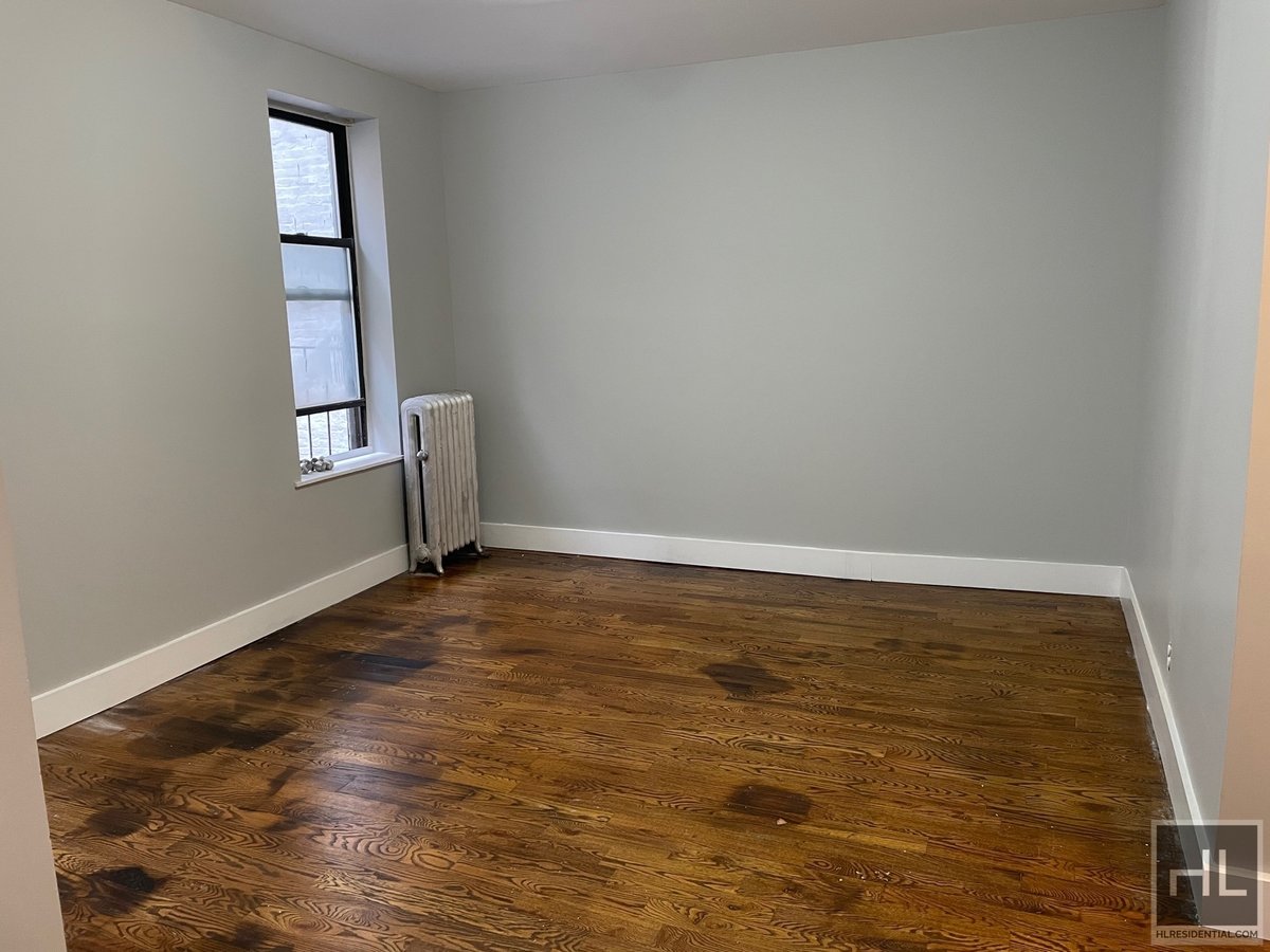 LOVELY, BRIGHT AND LARGE STUDIO EAST 22 STREET/DITMAS PARK Rental