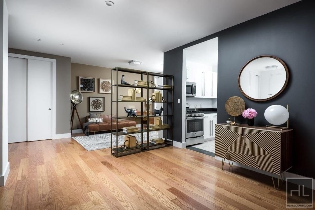 Photo for Tribeca House - 50 Murray Street Rental Building in Tribeca, Manhattan