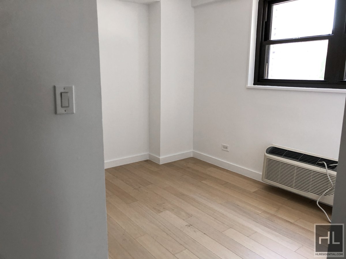 Photo for The Nash - 22 East 39th Street Rental Building in Murray Hill, Manhattan