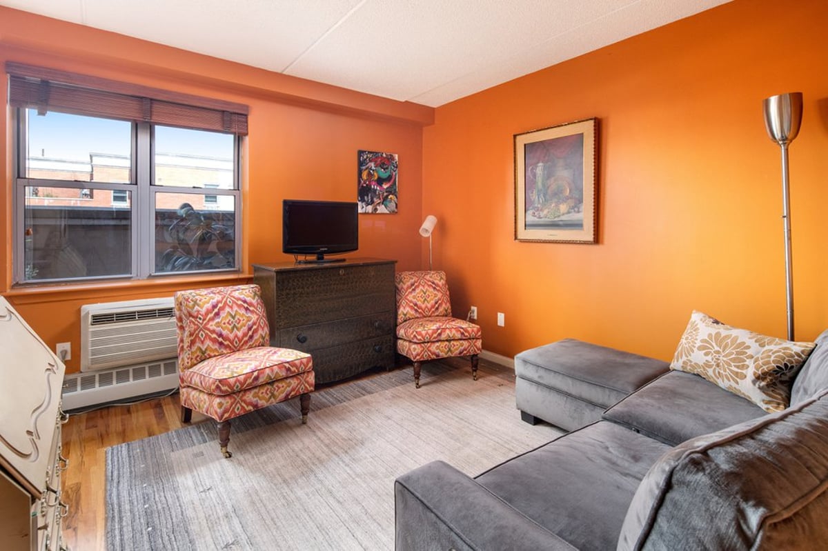 Photo for Madison Plaza - 1825 Madison Avenue Condominium in Central Harlem, Manhattan