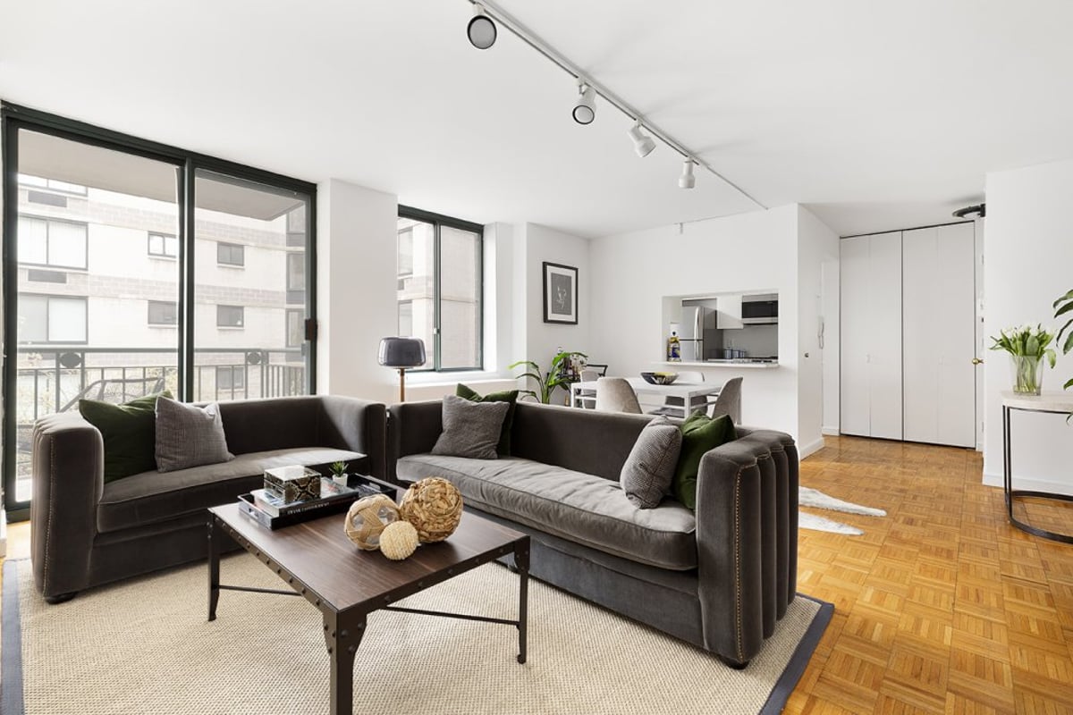 Photo for Reade House - 311 Greenwich Street Condominium in Tribeca, Manhattan