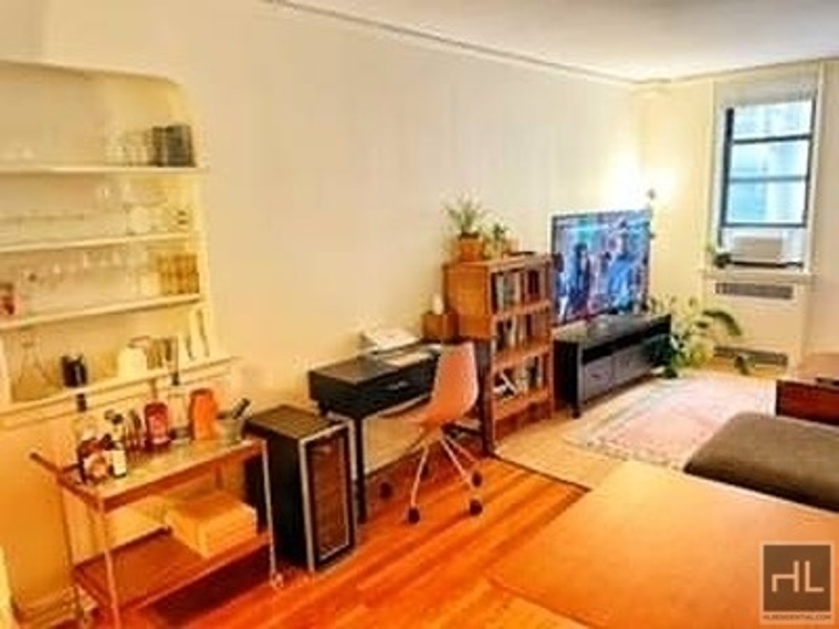 Photo for 133 West 22nd Street - 133 West 22nd Street Condominium in Chelsea, Manhattan