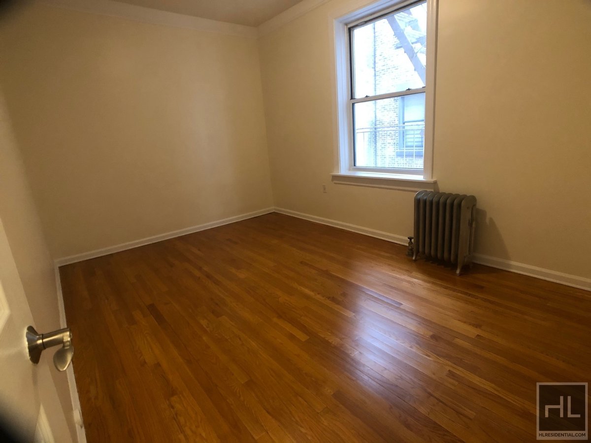 Photo for 117 West 13th Street - 117 West 13th Street Rental Building in Greenwich Village, Manhattan