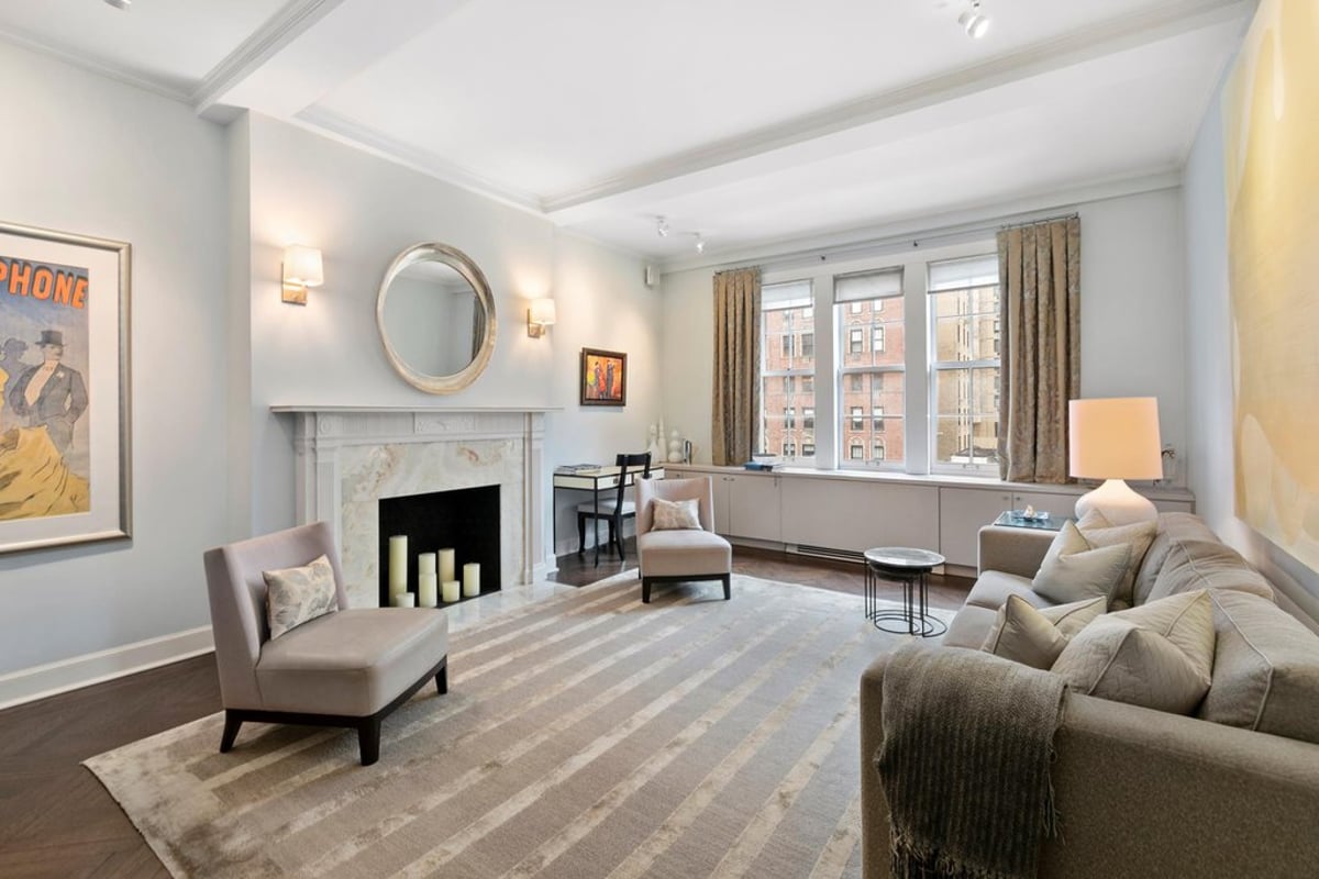 Photo for 1060 Park Avenue - 1060 Park Avenue Cooperative in Upper East Side, Manhattan