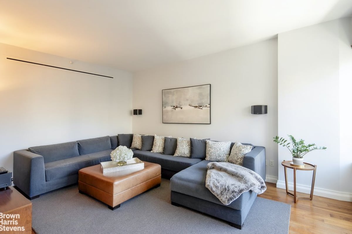 Photo for The Laureate - 2150 Broadway Condominium in Upper West Side, Manhattan