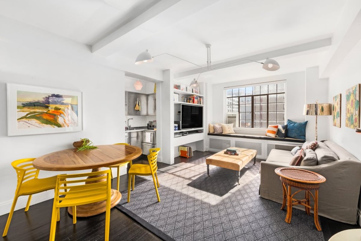 Photo for 81 IRVING PLACE - 81 Irving Place Cooperative in Gramercy Park, Manhattan