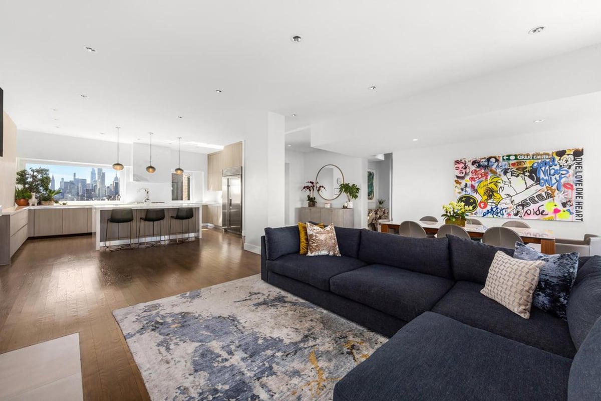 Photo for The Savoy - 111 East 85th Street Cooperative in Upper East Side, Manhattan