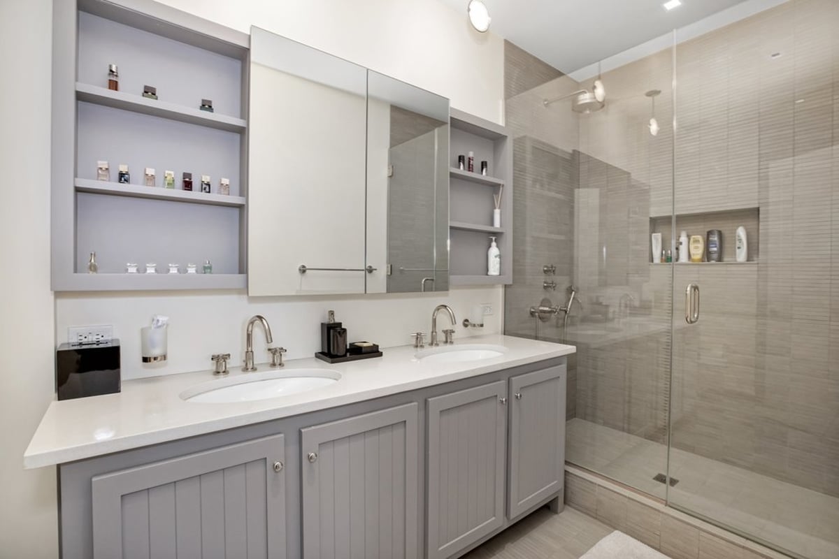 Photo for 644 BROADWAY - 644 Broadway Cooperative in Greenwich Village, Manhattan