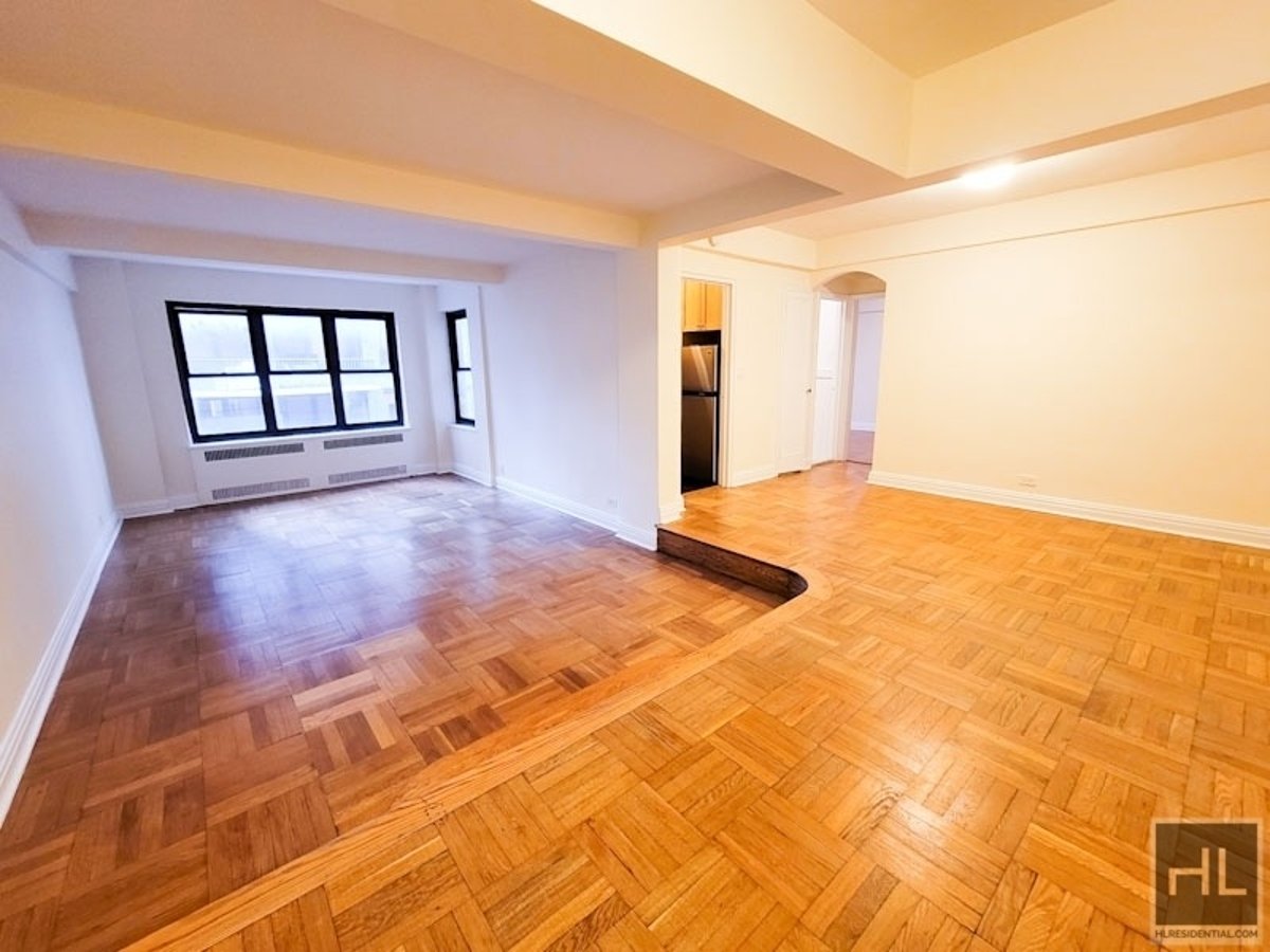 Photo for 141 EAST 56 STREET - 141 East 56th Street Rental Building in Midtown East, Manhattan