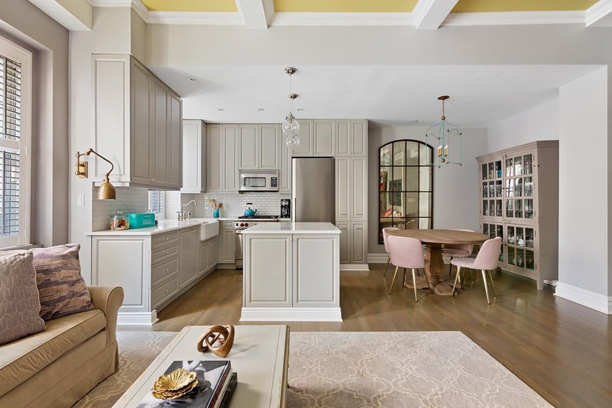 Photo for 25 Fifth Avenue - 25 Fifth Avenue Condominium in Greenwich Village, Manhattan