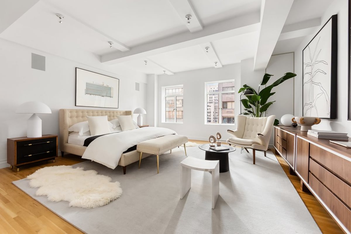 Photo for 737 Park Avenue - 737 Park Avenue Condominium in Upper East Side, Manhattan