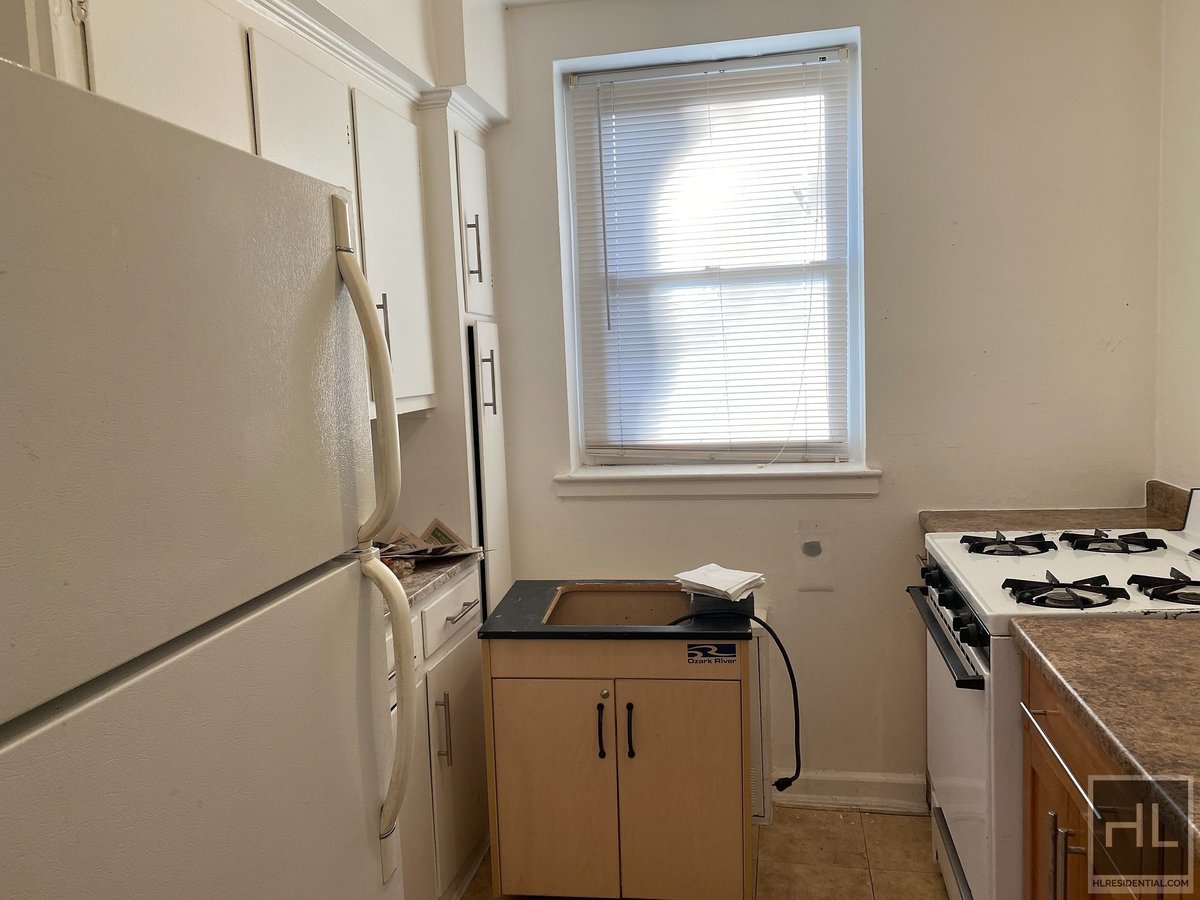 Nice Two Bedroom in Auburndale/Bayside NY Rental NYC Real Estate