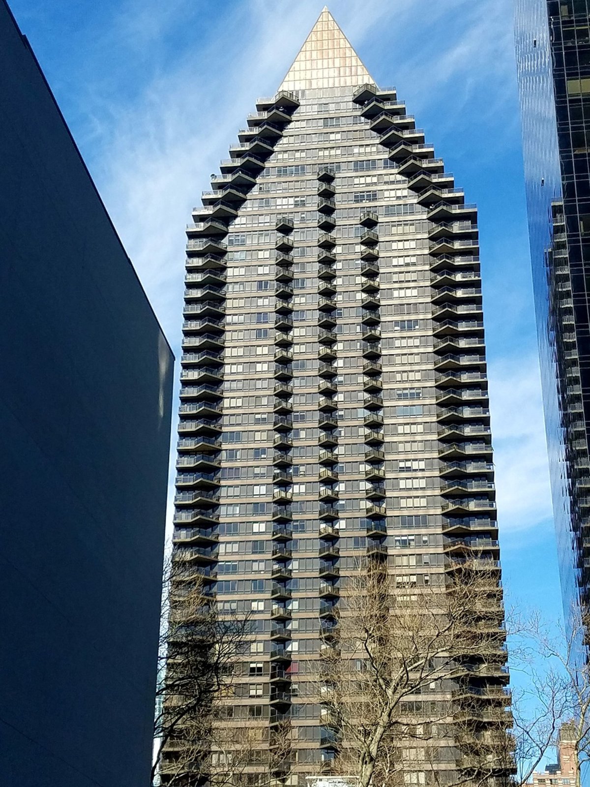 Photo for 100 United Nations Plaza - 100  United Nations Plaza Condominium in Midtown East, Manhattan