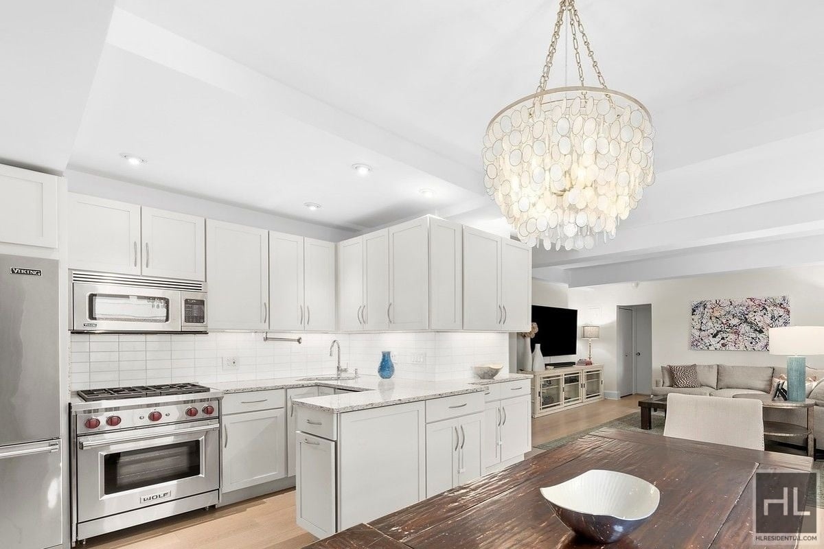 Photo for Grand Tier - 1930 Broadway Rental Building in Lincoln Square, Manhattan