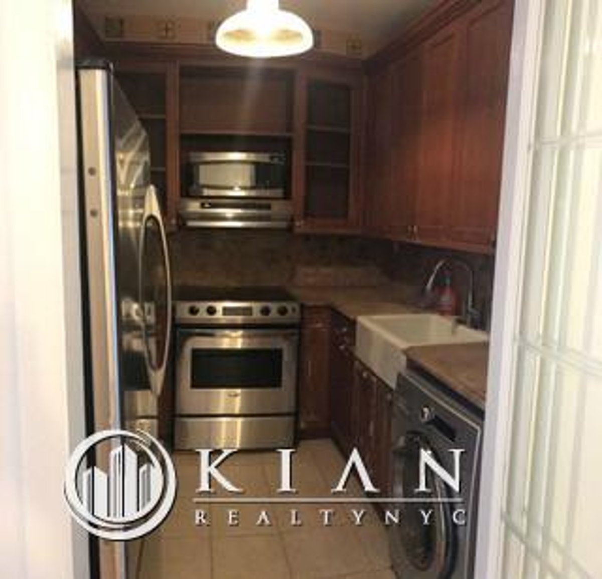 Photo for River East Plaza - 402 East 90th Street Condominium in Yorkville, Manhattan