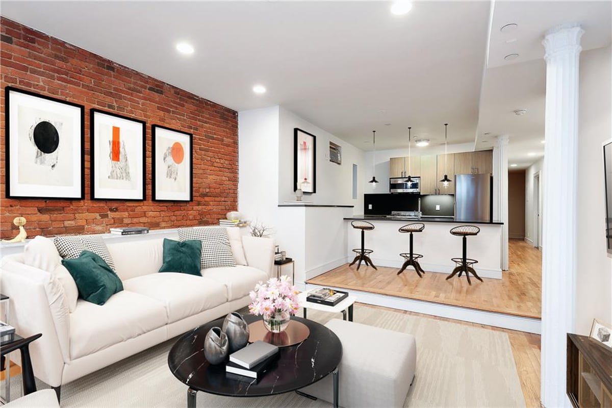 Photo for The Walton - 264 Water Street Condominium in Financial District, Manhattan